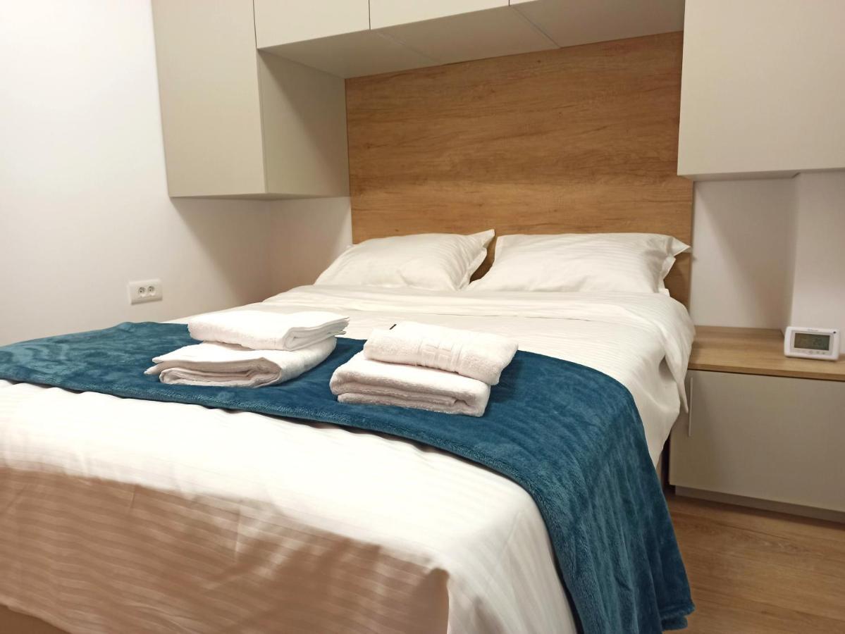Stylish, Modern 2 Rooms Flat With City View, Near Presidential Palace Bucareste Exterior foto